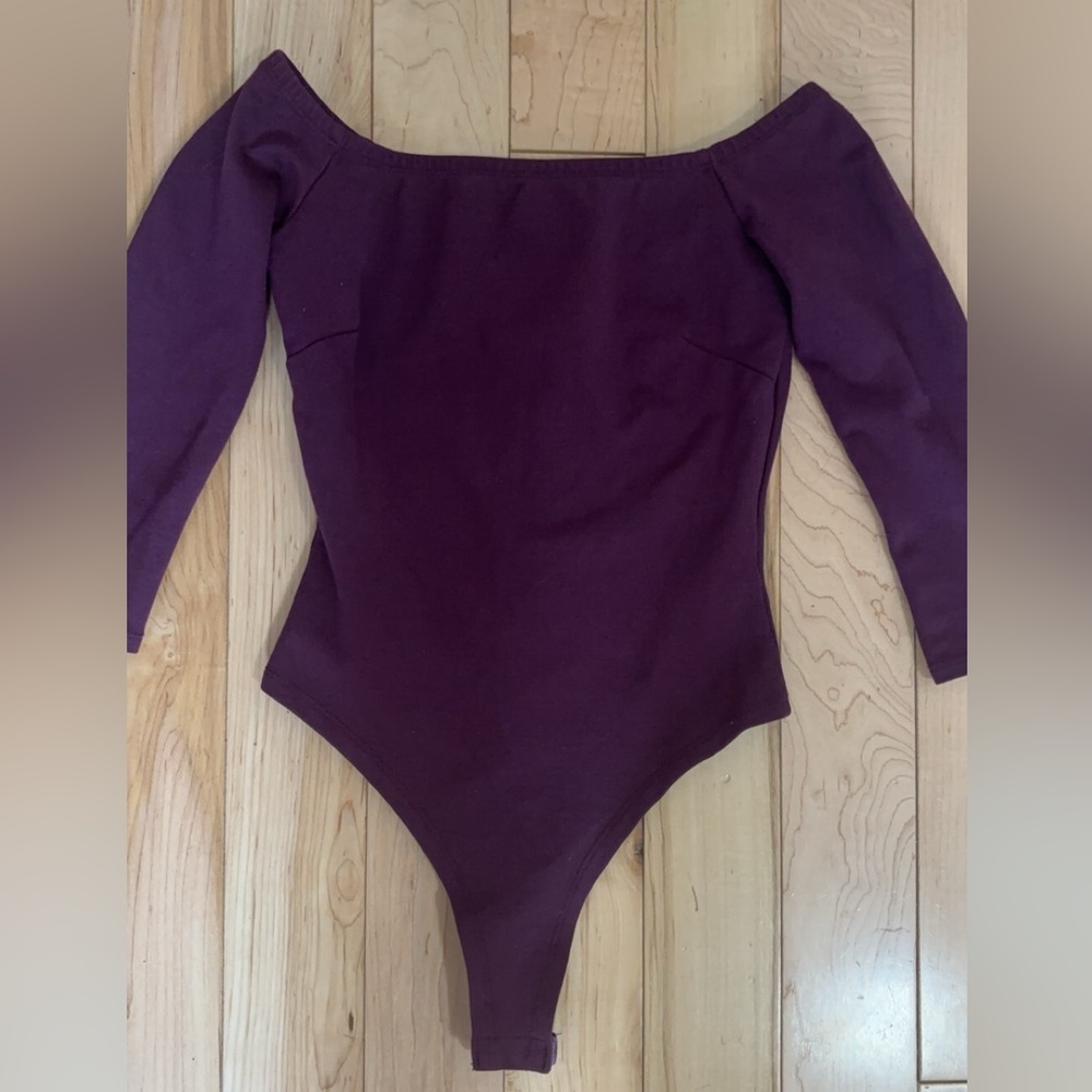 LULU’S LIKE A BIRD PLUM PURPLE OFF-THE-SHOULDER BODYSUIT - Picture 5 of 7